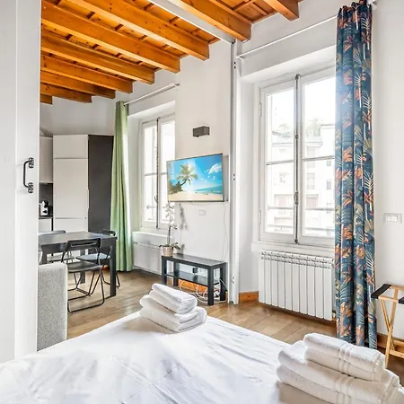 Porta Venezia & Citta Studi Apartamento